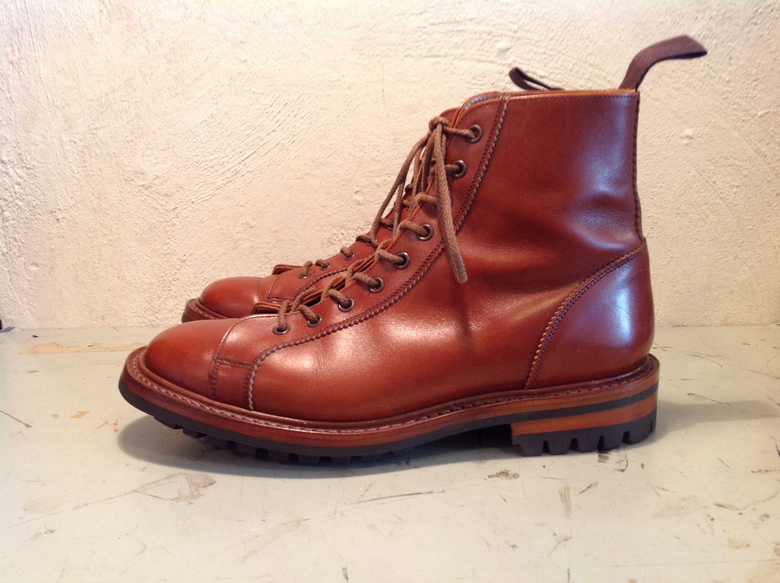 吉祥寺のオーダー靴と靴修理のお店 「tonearm」トーンアーム | 靴づくり＆靴修理 ： トリッカーズ モンキーブーツ グッドイヤーソール